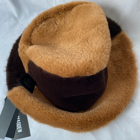 NWT Steve Madden faux fur bucket hat - Picture 7 of 7